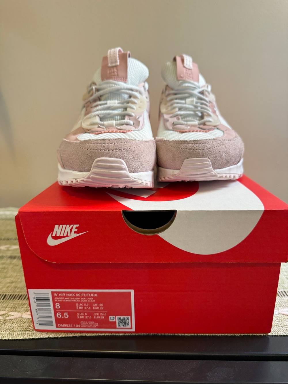 Nike Women's Air Max 90 Futura Sneakers Blush Pink White Size 8 New with Box - Picture 5 of 10